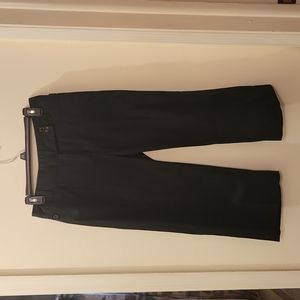 Capri pants, black, size 6